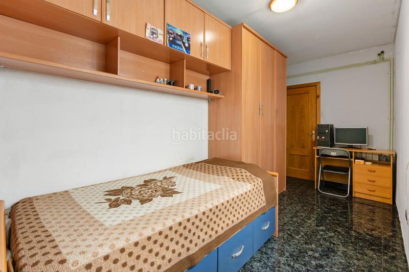 Foto 738ad6b6-f168-4545-bc55-754f61a94016. Piso  de 115 m con terraza y patio , a 10 min de la playa en Malgrat de Mar