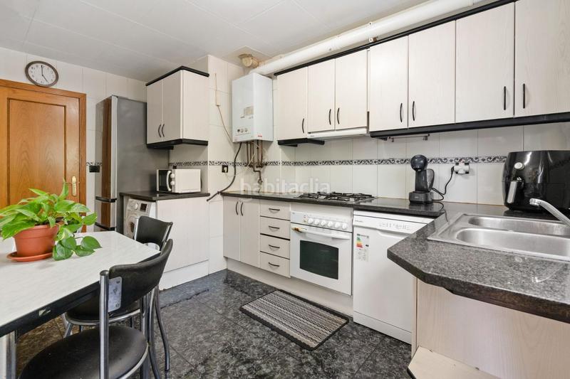 Foto f901452f-a685-4e22-a479-e540ae665ecd. Piso  de 115 m con terraza y patio , a 10 min de la playa en Malgrat de Mar