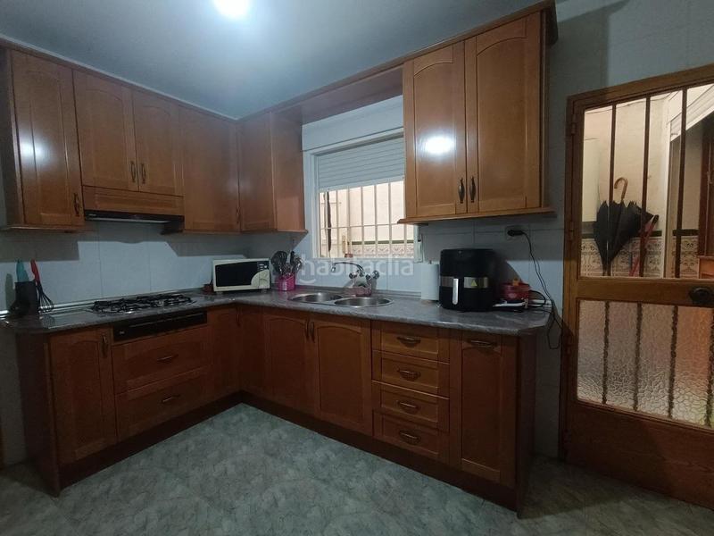 Foto 4aceaa89-9898-4ed1-bd1f-6521cbde1d79. Maison jumelée avec parking dans Pinos Puente