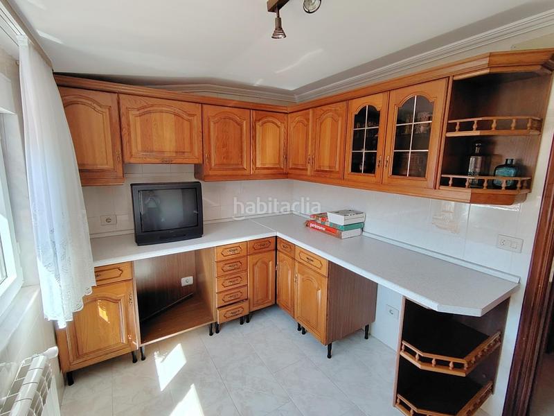 Foto 1ca28c84-b409-4382-a857-ac67e2522e83. Haus mit heizung parking in Cee