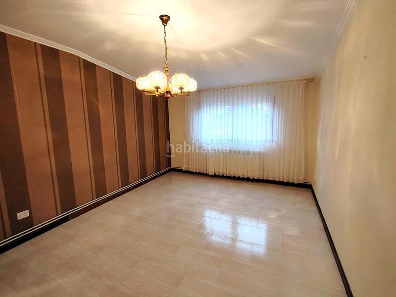 Foto 6c15a74c-5fec-433f-93a6-1caccd078895. Haus mit heizung parking in Cee