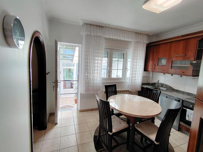 Foto dfa80b6d-96da-4805-9047-d59c055f1c01. Haus mit heizung parking in Cee