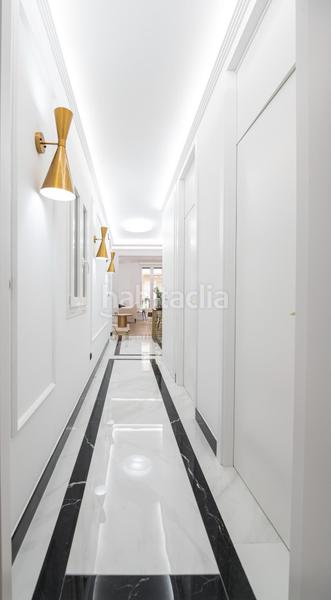 Foto 646de878-a551-4b6c-b923-fd34b80058e0. Piso exclusiva propiedad junto a mercado central en Valencia