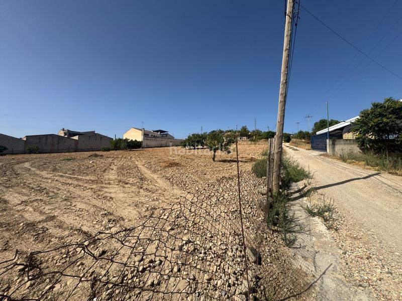 Foto 21d0e441-a197-4142-bad8-cfd645b93224. Terreno residencial en carretera de villalobos invierte en una ubicación con futuro! terreno urbanoindustrial 3.950 m de oportunidades en Alcalá la Real