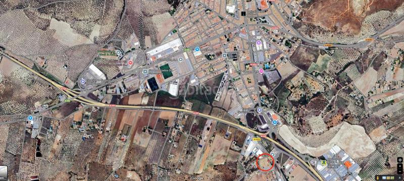 Foto 8b75b07a-ac0d-4e1c-8eb3-9cf1bce29d2b. Terreno residencial en carretera de villalobos invierte en una ubicación con futuro! terreno urbanoindustrial 3.950 m de oportunidades en Alcalá la Real