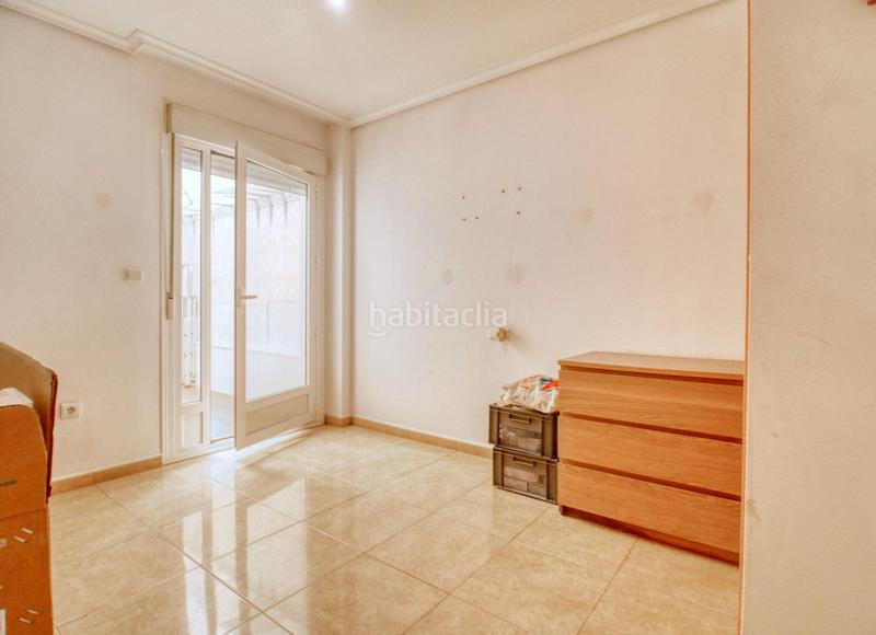Foto ff32c134-62e1-4b15-8c5c-498c7fe90c46. Piso apartamento en planta baja listo para entrar a vivir en Almoradí