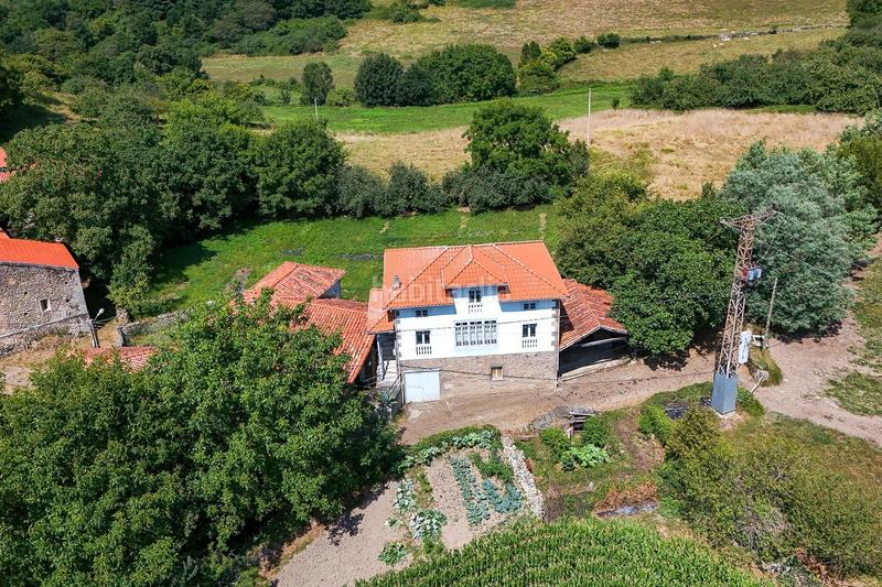 Foto 47ae38ef-243b-4d5a-8a9d-fcdae97fad33. Casa en viescas 16 una vivienda para disfrutar del campo en asturias. en Salas
