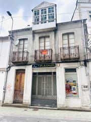 Haus  Calle basanta silva 5. Impresionante casa y local comercial en el centro de vilalba