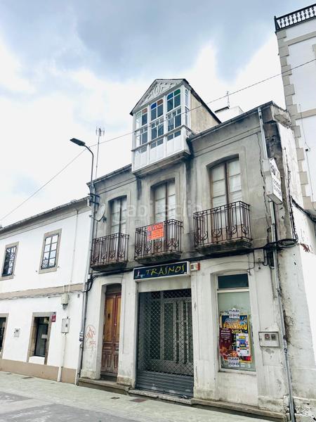 Foto 8634ff95-5bfe-4c51-afc8-409ffb7d8b55. Casa en calle basanta silva 5 impresionante casa y local comercial en el centro en Vilalba