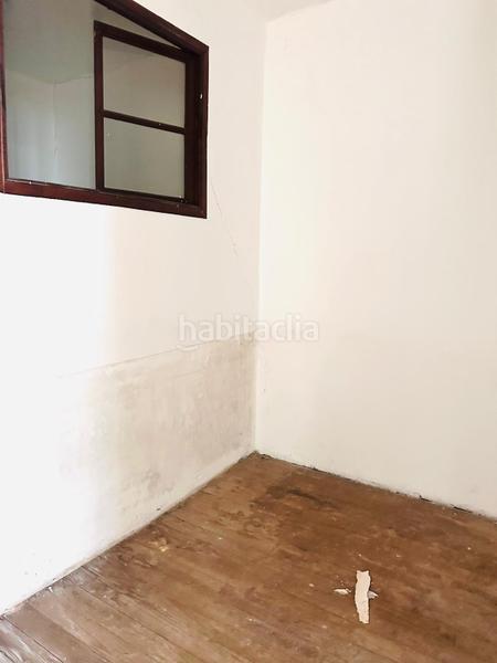 Foto c8549cec-53fc-4c82-b350-56b05aa1baeb. Casa en calle basanta silva 5 impresionante casa y local comercial en el centro en Vilalba