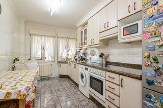 Appartement à Plaza tras el canto 4. Piso en plaza tras el canto, sama, langreo