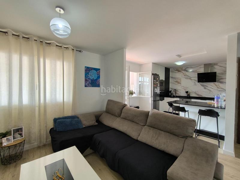 Foto 5318c01f-672c-4c11-ba0d-1534c3ddb883. Semi detached house with parking in Parroquias Rurales Pontevedra