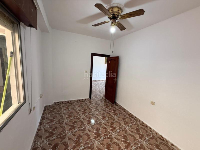 Foto 0d49b35c-9806-45d3-affb-2a8dc362360e. Piso vivienda en largo caballero en Esperanza - Quemadero Almería