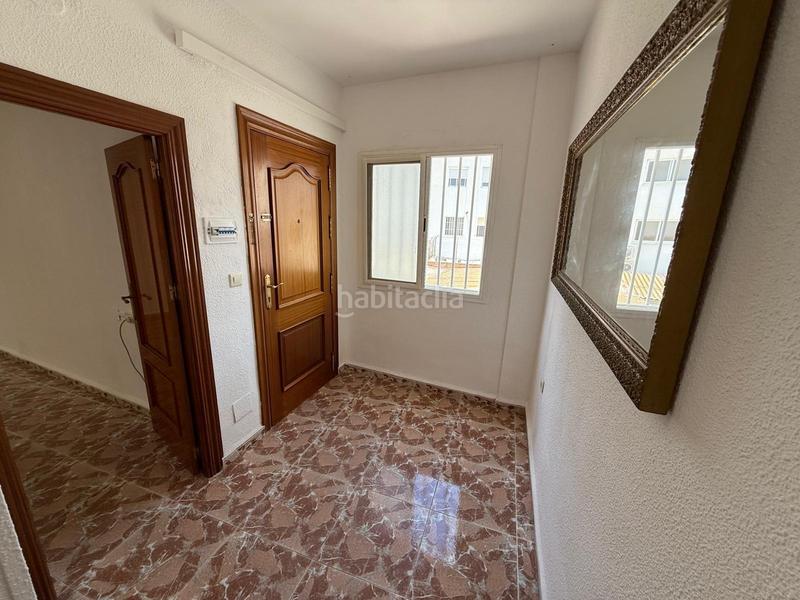 Foto 73064fba-c6e8-4c80-9e9d-a1b8191f0681. Piso vivienda en largo caballero en Esperanza - Quemadero Almería