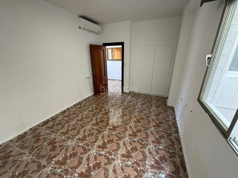 Foto 9ad395bf-13c7-4053-b800-36c71452fed8. Piso vivienda en largo caballero en Esperanza - Quemadero Almería