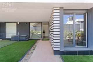 Casa aparellada  Avenida de la armada española. Exclusividad y estreno! chalet adosado de lujo en boadilla del m
