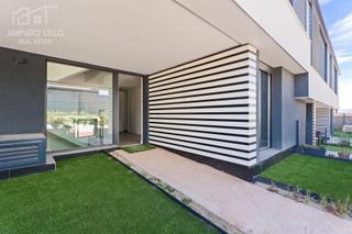 Maison jumelée  Avenida de la armada española. Exclusividad y estreno! chalet adosado de lujo en boadilla del m
