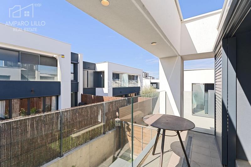 Foto bed9aa07-f91d-4f27-a4bd-1c5cafb3f258. Maison jumelée avec chauffage parking piscine dans Cortijo sur Boadilla del Monte
