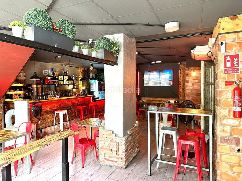 Foto 478163ee-8124-41ba-81db-16581c6e1662. Pas-de-porte local commercial dans avenida dels països catalans 27 dans Tarragona