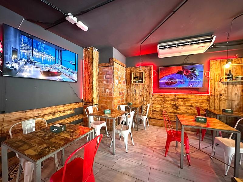 Foto 67c82fda-a1ae-41b6-bf23-621bbe2caefe. Traspaso local comercial en avenida dels països catalans 27 cafetería en paisos catalans en Tarragona