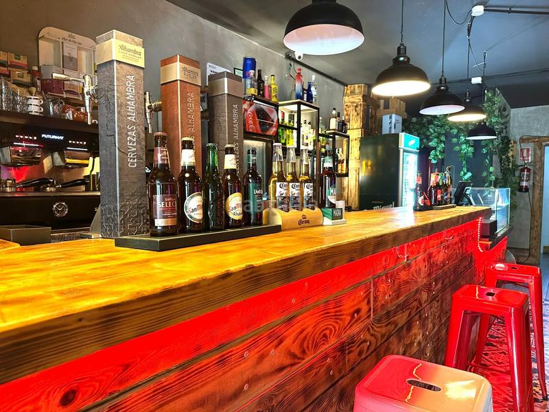 Foto 7da717de-ffb8-4e7b-a418-789ddaf0d0bb. Traspaso local comercial en avenida dels països catalans 27 cafetería en paisos catalans en Tarragona