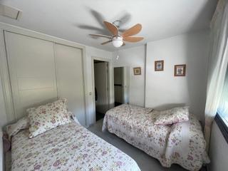 Alquiler Apartamento en Puerto de Estepona. Alquiler exclusivo para docentes  disponible de septiembre a jun