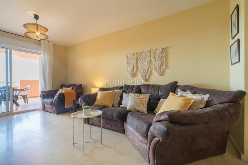 Foto b3954795-496b-4c17-9fae-fb776e92b05d. Appartement in calle isabel la catolica 1 in Los Pacos Fuengirola