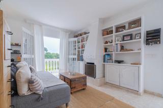 Chalet  Calle de ángel de la riva resines. Villa independiente con piscina y vistas al mar en torremuelle