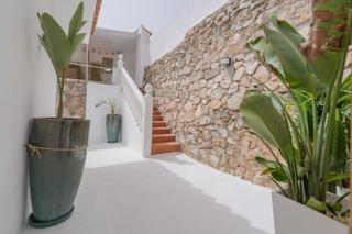 Chalet  Calle de ángel de la riva resines. Villa independiente con piscina y vistas al mar en torremuelle