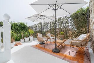 Xalet  Calle de ángel de la riva resines. Villa independiente con piscina y vistas al mar en torremuelle