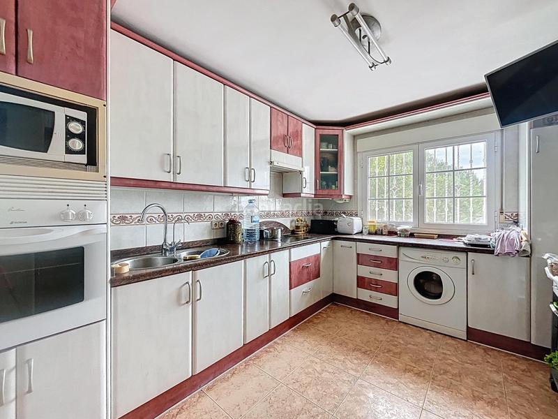 Foto f45da8bd-ffb9-41ad-b898-c21a57bd6385. Casa amb calefacció aparcament piscina a Tudela de Duero