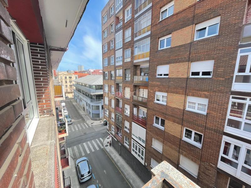 Foto eddbe9b0-7bf5-48d9-90fe-bab0b8a6fd1b. Pis a lieres 6 a Laviada Gijón