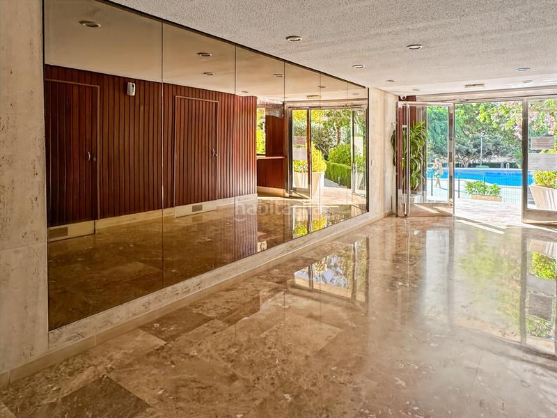 Foto 16829e07-8423-40fa-8d3b-954114918372. Apartament amb aparcament piscina a Levante Alto Benidorm