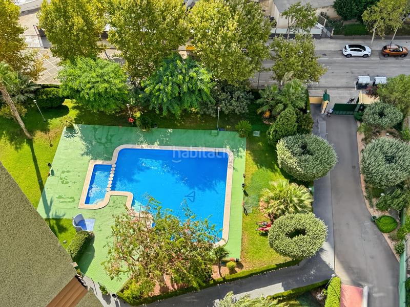 Foto fcd2e56a-3d85-4e74-a992-a556fb91ef52. Apartament amb aparcament piscina a Levante Alto Benidorm