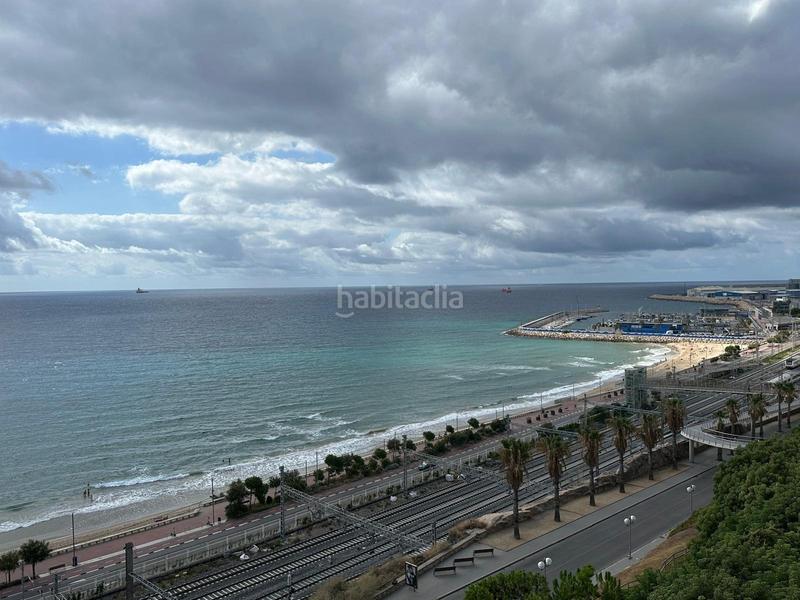 Foto 5150f7a8-4b15-4d56-97f3-11cc0435589a. Locale commerciale in Eixample Tarragona