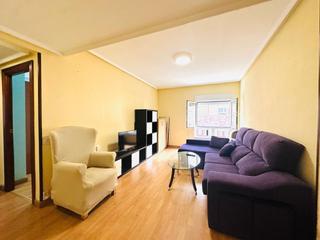 Appartement  Calle victor saenz. Amplio piso en una de las mejores zonas de oviedo