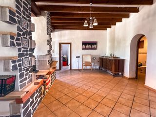 Xalet  Partida horna alta. Casa de campo con casa de invitados, piscina y bodega en novelda