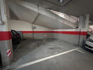 Aparcament cotxe a Plaza cuatro caños 4. Garaje mas bajo fantástica ocasión para invertir o disfrutar de
