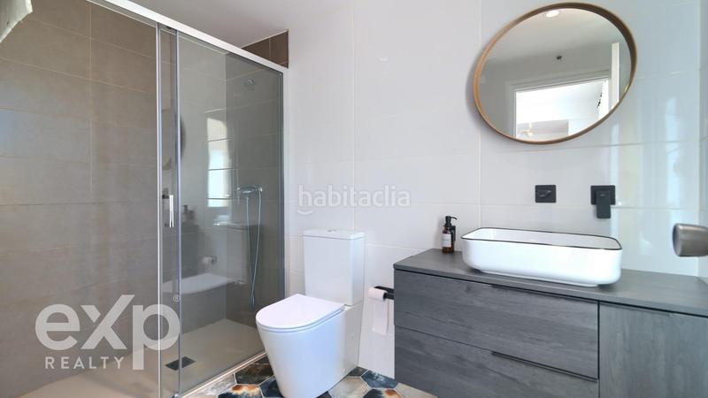 Foto 6401e0e8-48dc-4275-ae40-ad7ddee86bc9. Casa adossada amb aparcament piscina a Altea la vella Altea