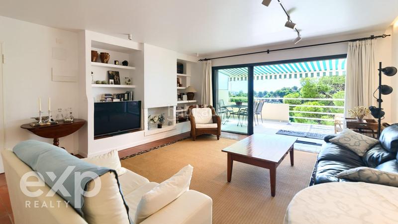 Foto b53effe7-1e80-4337-8f46-04991782d68c. Casa adossada amb aparcament piscina a Altea la vella Altea