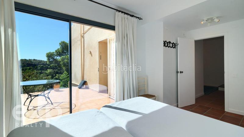 Foto f3b065e8-631b-45f1-b438-faa971fa4c1f. Casa adossada amb aparcament piscina a Altea la vella Altea