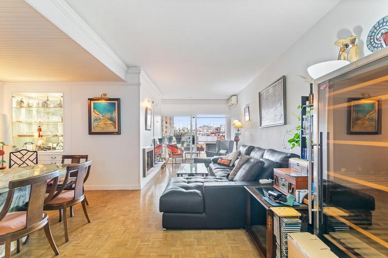 Foto 748ee688-598e-483c-9254-c67769968a73. Appartement avec chauffage parking dans La Nova Esquerra de l´Eixample Barcelona