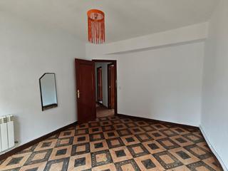 Location Appartement  Calle vicente vallina 3. Piso en alquiler en sama