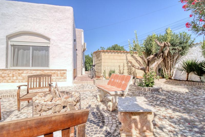 Foto 4cf558d3-3639-4d09-9f42-13445cbf097c. Chalet vivienda independiente con parcela privada en el corazón de ciudad quesada en Rojales