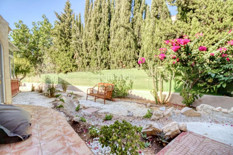 Foto ad30cd9b-db2f-4960-b1f9-e39138619714. Chalet vivienda independiente con parcela privada en el corazón de ciudad quesada en Rojales