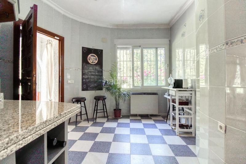 Foto c0d63e60-d8fd-4dbb-8825-0b2120dfa2f8. Chalet vivienda independiente con parcela privada en el corazón de ciudad quesada en Rojales