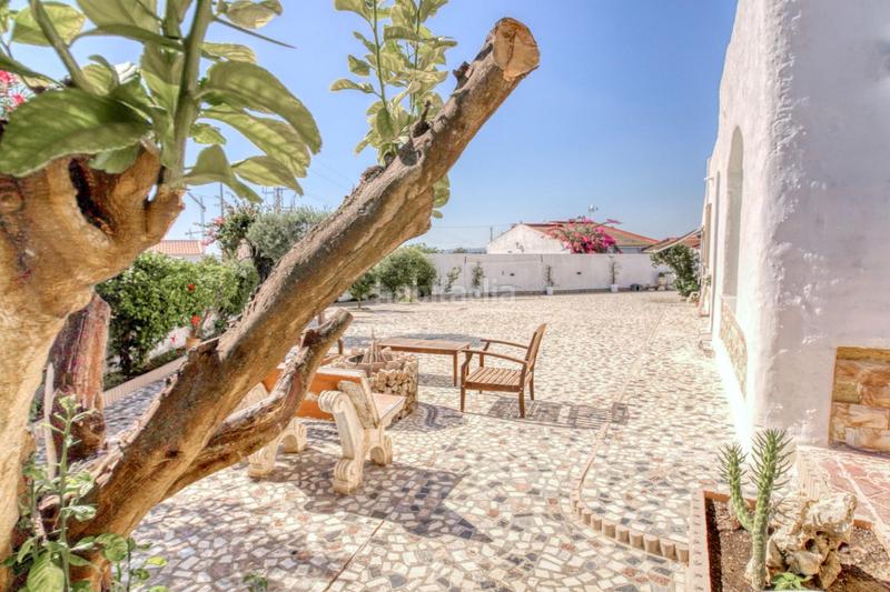 Foto cc020d46-0c8c-4cf0-beff-e8913b87c11f. Chalet vivienda independiente con parcela privada en el corazón de ciudad quesada en Rojales