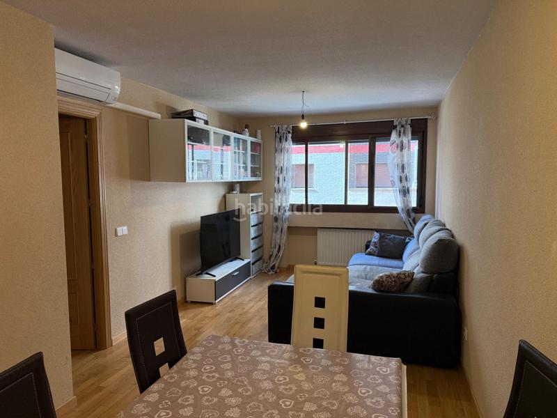 Foto bb63b071-d415-4444-a0c6-89fd9e98e287. Flat with heating parking pool in Entrada-Gasolineras Ocaña