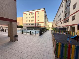 Pis a Puerta de Murcia-Colegios. Piso interior en ocaña