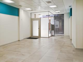 Local Comercial a Calle de las parras 29. Amplia oficina seminueva en el centro de canet den berenguer